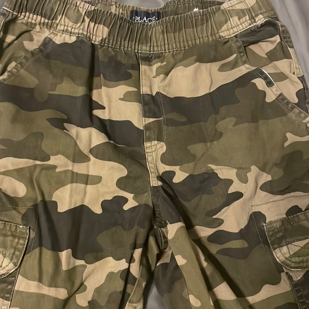 The children’s place pants boys size 12 camouflage